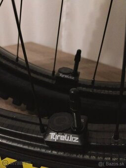 ZIPP 3ZERO MOTO CARBON - 3