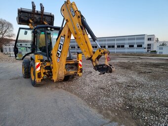 JCB 3CX r.2014 bez ADblu - 3