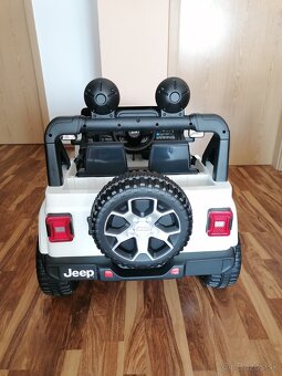 Akumulátorové autíčko - Jeep Wrangler Rubicon - 3