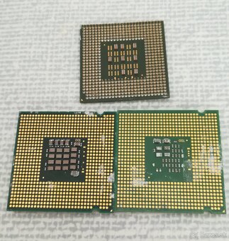 Staršie procesory AMD a INTEL - 3