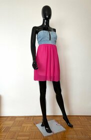 Riflové šaty so šifónovou sukňou - 3