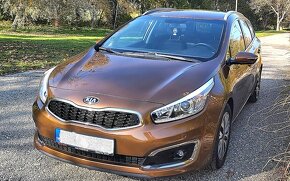 Kia Ceed SW 1.6 benzín , PLATINUM - 3