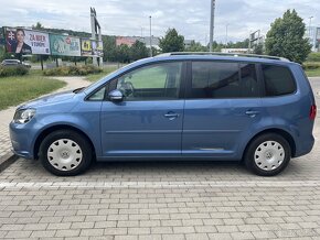 Volkswagen Touran benzin 2011 - 3