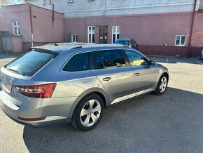 Škoda Superb Combi 1.6 TDI Ambition DSG - 3