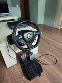 Volant Ferrari 488 GTB pre PS4 -  Thrustmaster T80 s krabic - 3