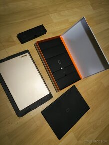 Lenovo Yoga Book - 3