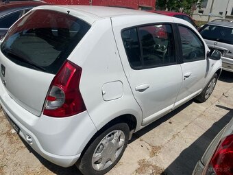 Náhradné diely Dacia Sandero I - 3