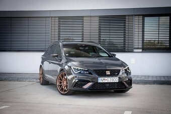 Seat Leon ST 2.0 TSI 300 Cupra R Limited DSG 4Drive - 3