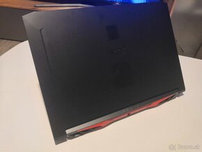 Acer nitro 17 na diely alebo opravu - 3