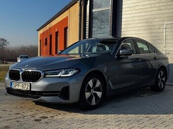 BMW 520d xDrive Individual, Masaz, Ventilacia, H&K, Laser - 3