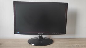 LED monitor Samsung 22" - 3