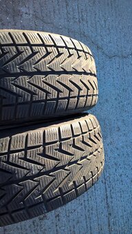 4 ks ZIMNÉ 225/60 R17 103H XL NOKIAN 6-7 mm LEN 29,99 €/kus - 3