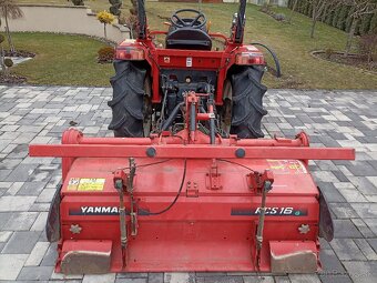 Yanmar EF330V ecotra 4x4 33koni - 3