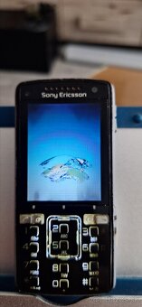 Sony Ericsson K850i

 - 3