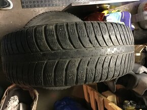 Zimne pneumatiky 195/60 R15 na plechovych diskoch - 3