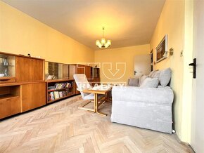 Na predaj 2-izbový byt s balkónom, Svit, 52 m2 - 3