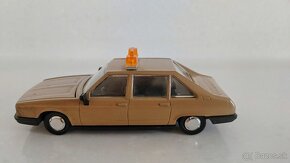 Tatra 613 / 623 Monti metal - 3