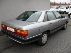 Audi 100 2.3E 1987 Velmi zachovalá CENA 85.000 Kč - 3