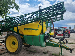 Ťahaný postrekovač JOHN DEERE M740 - 3