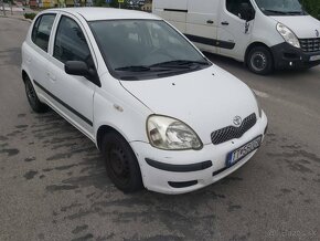 Toyota Yaris 1.0 VVT-i Terra Dream - 3