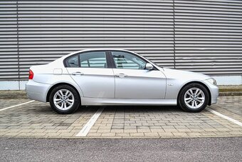 BMW Rad 3 320d E90 163k A/T - 3