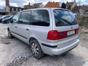 VW Sharan 1.9 TDI - 7 míst - 3