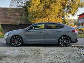 Hyundai i30N Performance fastback, 275 koní, r.2019 - 3