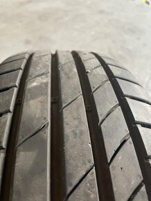 Kumho 205/60 R16 letné - 3