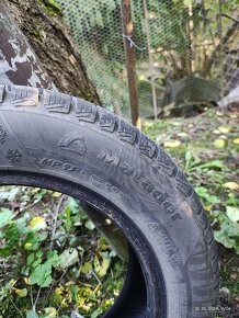 Predám zimné pneumatiky Matador 175/65 r14 4ks - 3