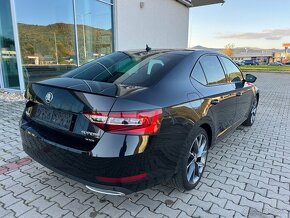 Škoda Superb 2.0 TDI SCR Sportline 4x4 DSG - 3