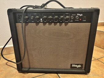 Elektroakustické kombo (combo) Stagg AA 40 R - 3