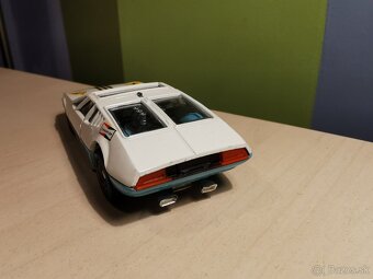 Corgi toys Mangusta deTomaso - 3