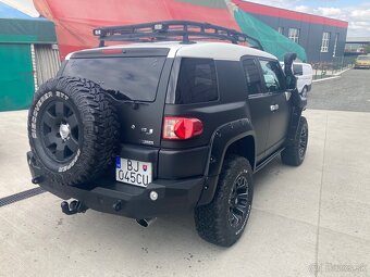 Toyota FJ Cruiser 4,0i - 3