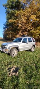 Jeep cherokee KJ 2,5 crd - 3