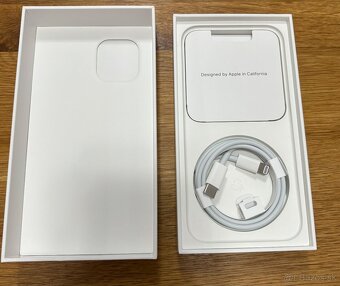 Iphone 12 128GB biely + zadarmo lightning dock - 3