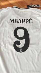 Nový detský dres Real Madrid-Mbappe - 3