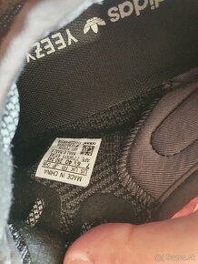 Yeezy adidas - 3