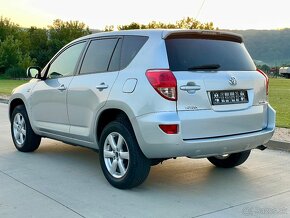 Toyota RAV4 2.2 D-4D - 3