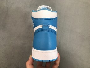 Tenisky Nike Air Jordan 1 high Retro blue - 3