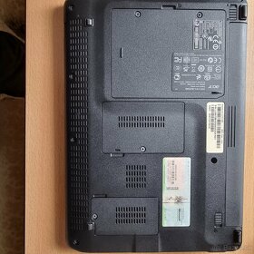 ACER Aspire one KAV60 - 3