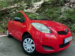 Yaris 1.0VVT-i Cool-51kW-r.v2009-201000km - 3