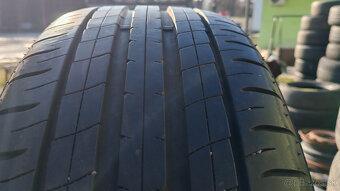 Letné pneu 225/50 R18 --- DUNLOP - 3