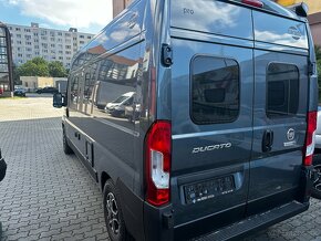 4-miestny Camper Van CARADO CV601 Automat - 3