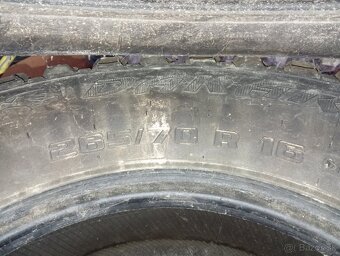 Pneu 265/70 R16 - 3