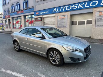 Volvo C70 D3 2011 manuál, serviska - 3