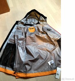 Nepremokava vetrovka Adidas s goretex membranou - 3