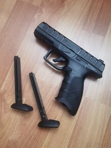 Pištoľ CO2 Beretta APX čierna kal. 4,5mm BB - 3