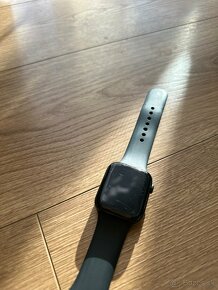 Apple watch SE, 44mm - 3