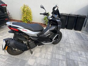 Aprilia SR GT 200 r.v. 2022 - 3