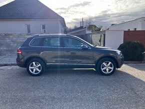 Volkswagen Touareg 3.0TDI Comfortline DSG - 3